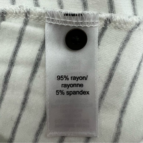 Maurice’s 3-Button Pullover Knit Tops Sz Small Multi Colors Lot/2 Stretch - Picture 5 of 15